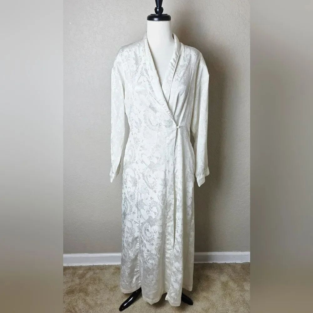 Victoria's Secret Vintage Jacquard Floral Long Robe Ivory Womens Size SP